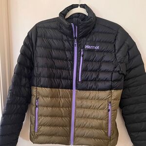 Marmot Women Featherless Jacket Size S in great condition.